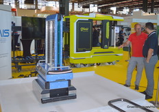 The robot of AIS was not pre-programmed for this exhibition setup, they team told us.